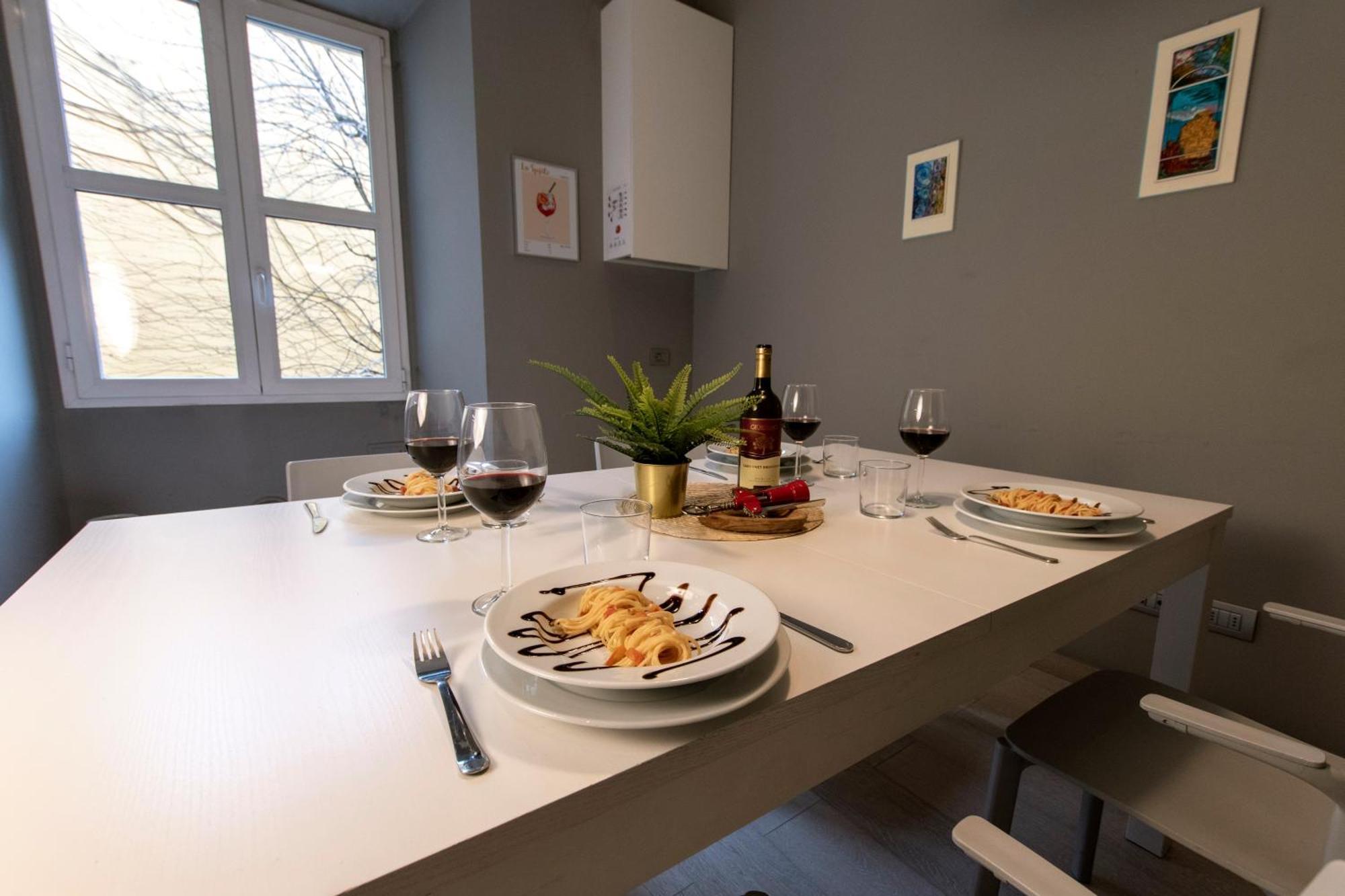 Luxury Apartment - Bramante 7 Milano Eksteriør billede