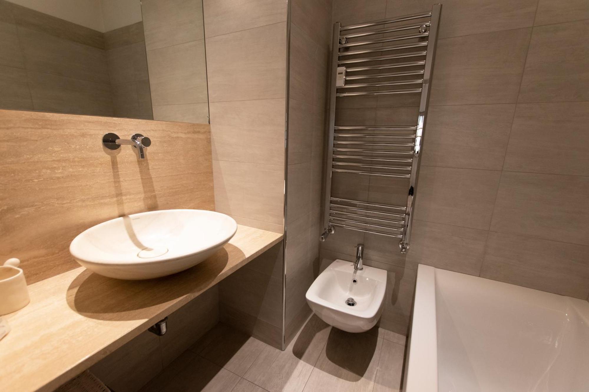 Luxury Apartment - Bramante 7 Milano Eksteriør billede