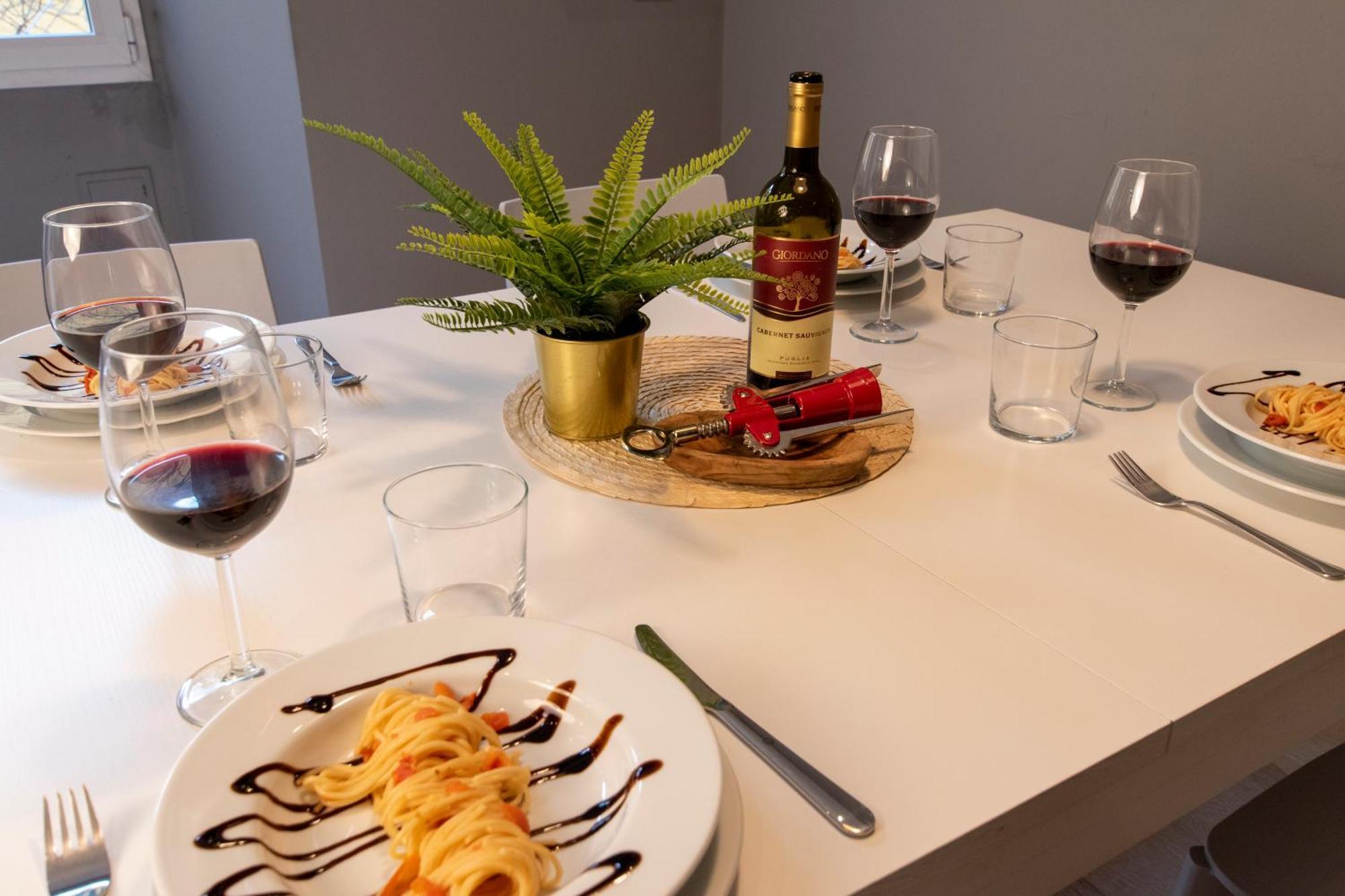 Luxury Apartment - Bramante 7 Milano Eksteriør billede